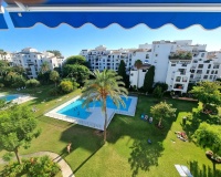 Rynek wtórny - apartment - Marbella - Puerto Banús