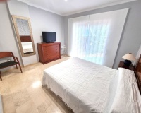 Rynek wtórny - apartment - Marbella - Puerto Banús