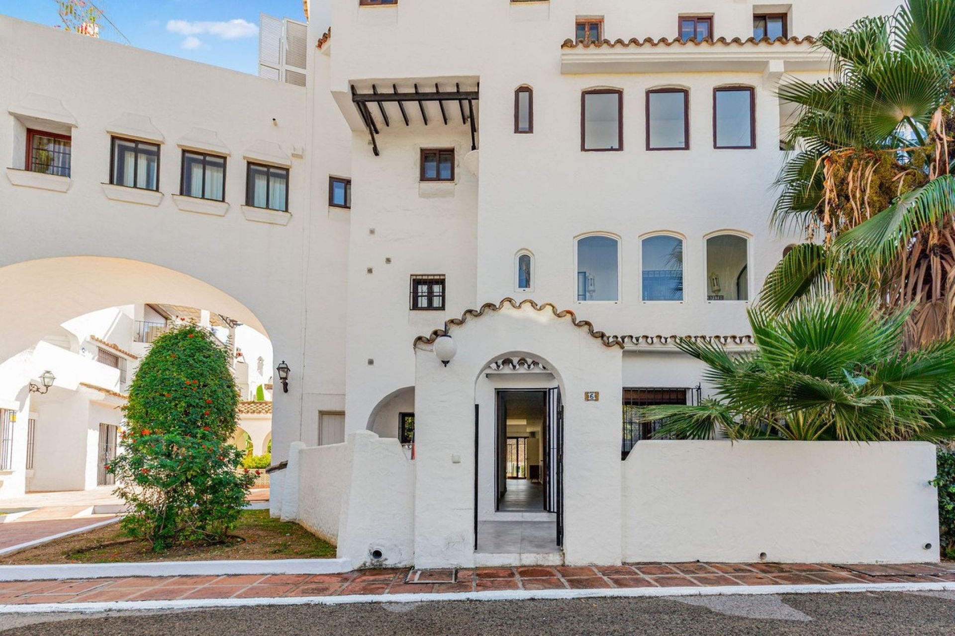 Rynek wtórny - apartment - Marbella - Puerto Banús