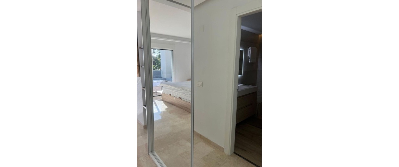 Rynek wtórny - apartment - Marbella - Puerto Banús