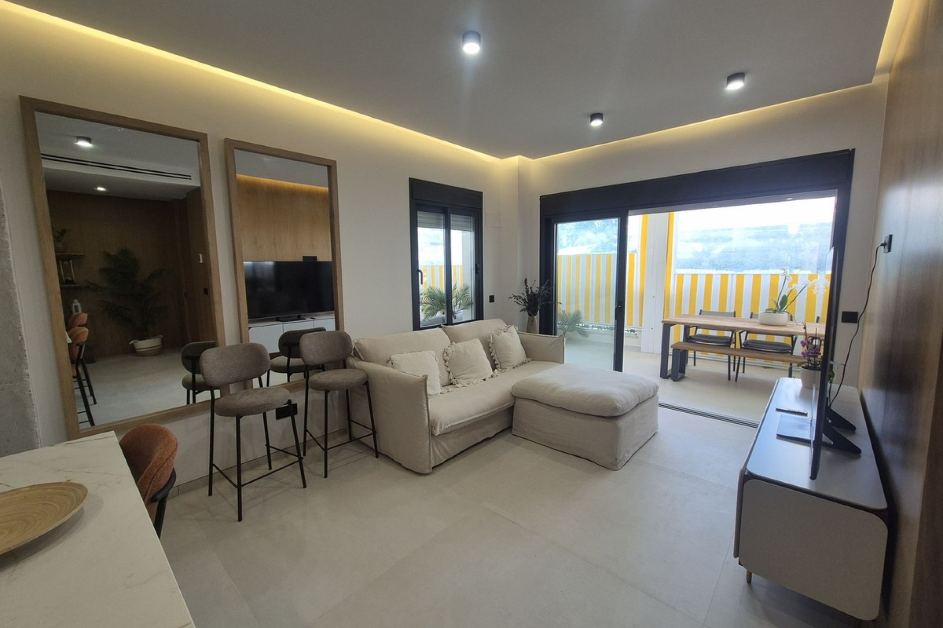 Rynek wtórny - apartment - Marbella - Puerto Banús