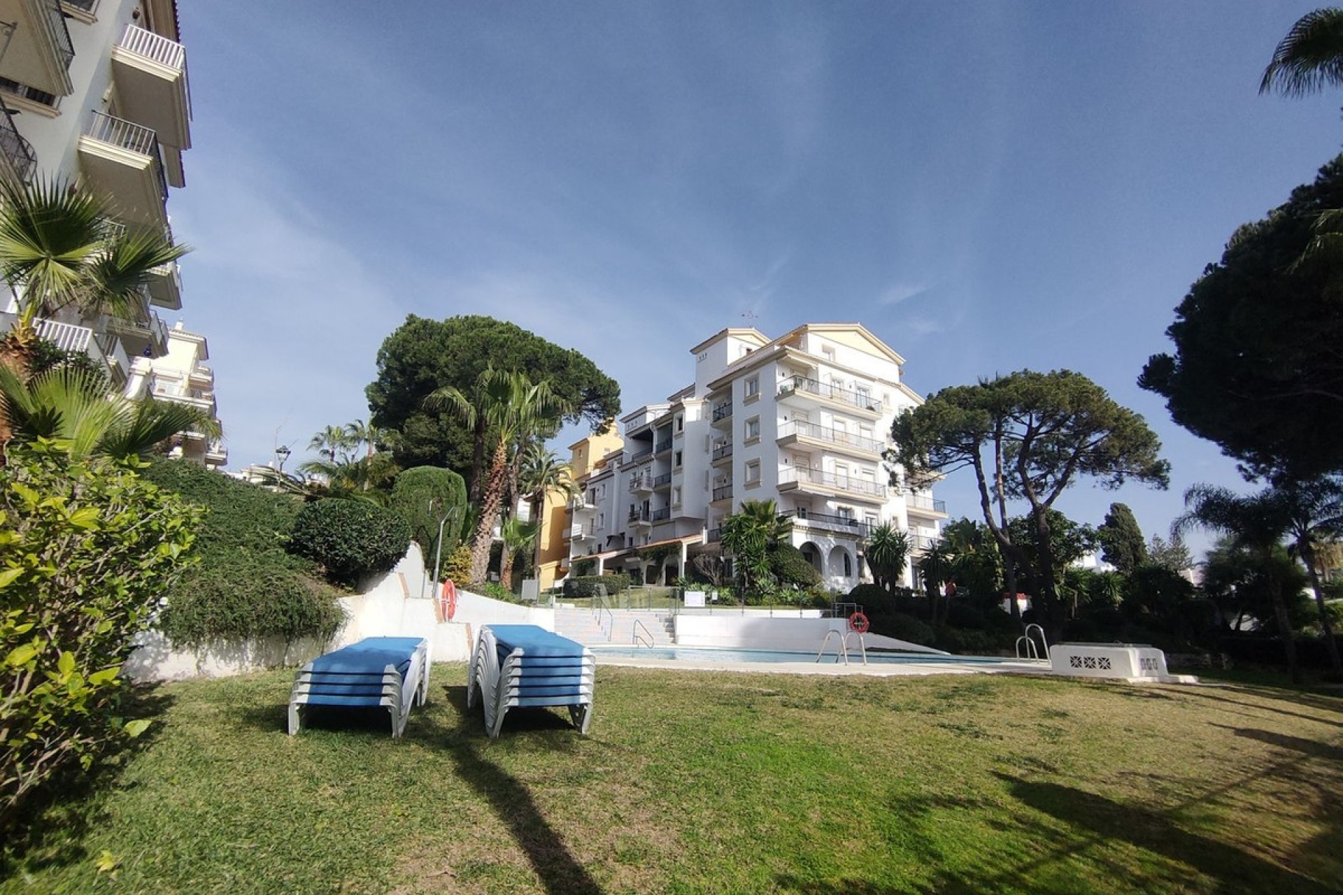 Rynek wtórny - apartment - Marbella - Puerto Banús