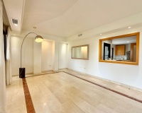 Rynek wtórny - apartment - Marbella - Puerto Banús