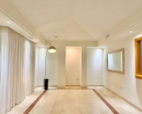 Rynek wtórny - apartment - Marbella - Puerto Banús