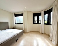 Rynek wtórny - apartment - Marbella - Puerto Banús