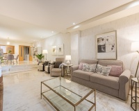 Rynek wtórny - apartment - Marbella - Puerto Banús