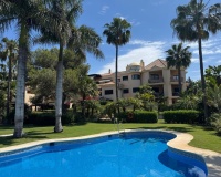 Rynek wtórny - apartment - Marbella - Puerto Banús