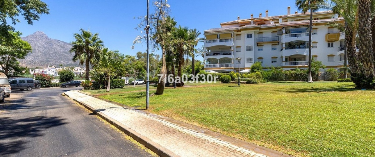 Rynek wtórny - apartment - Marbella - Puerto Banús
