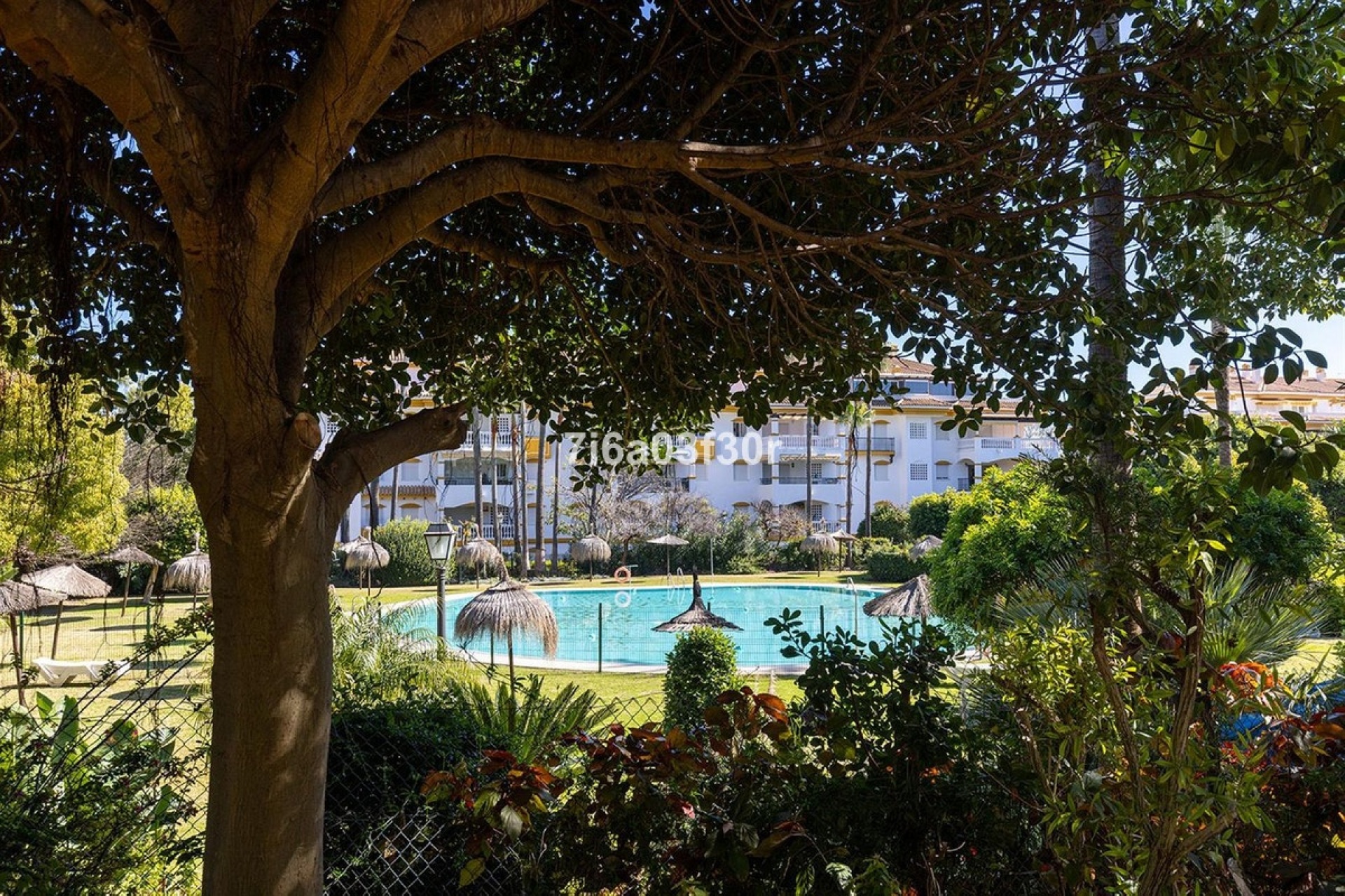 Rynek wtórny - apartment - Marbella - Puerto Banús