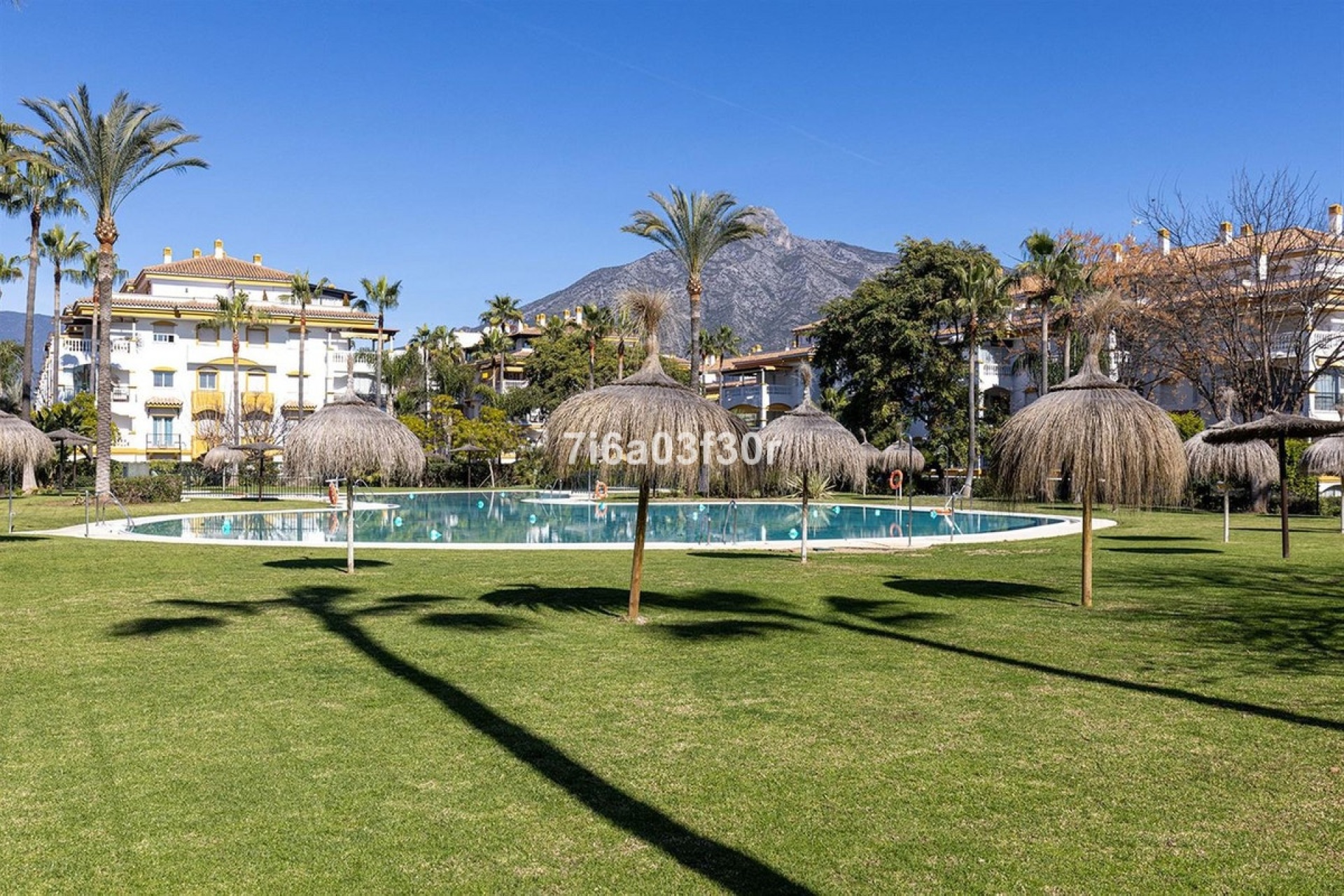 Rynek wtórny - apartment - Marbella - Puerto Banús