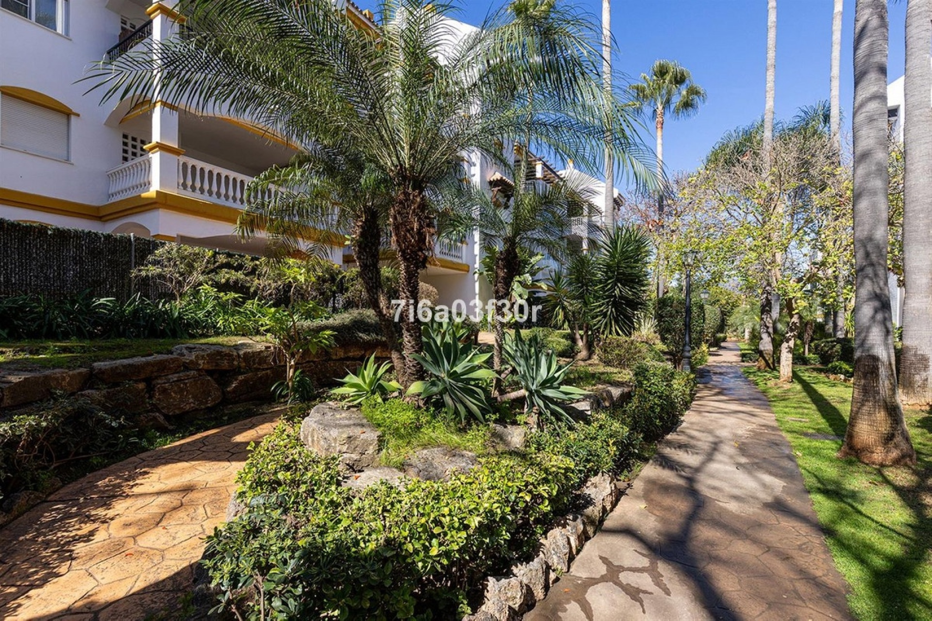 Rynek wtórny - apartment - Marbella - Puerto Banús