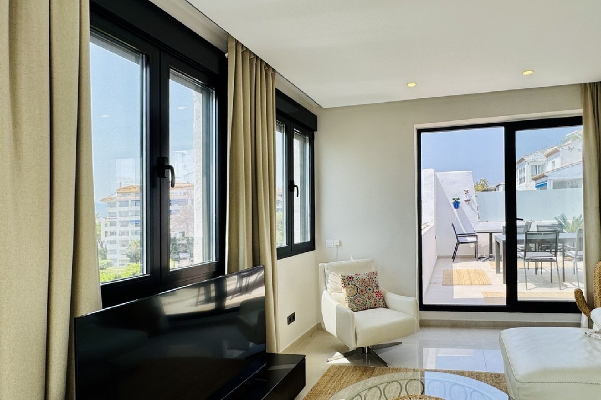 Rynek wtórny - apartment - Marbella - Puerto Banús