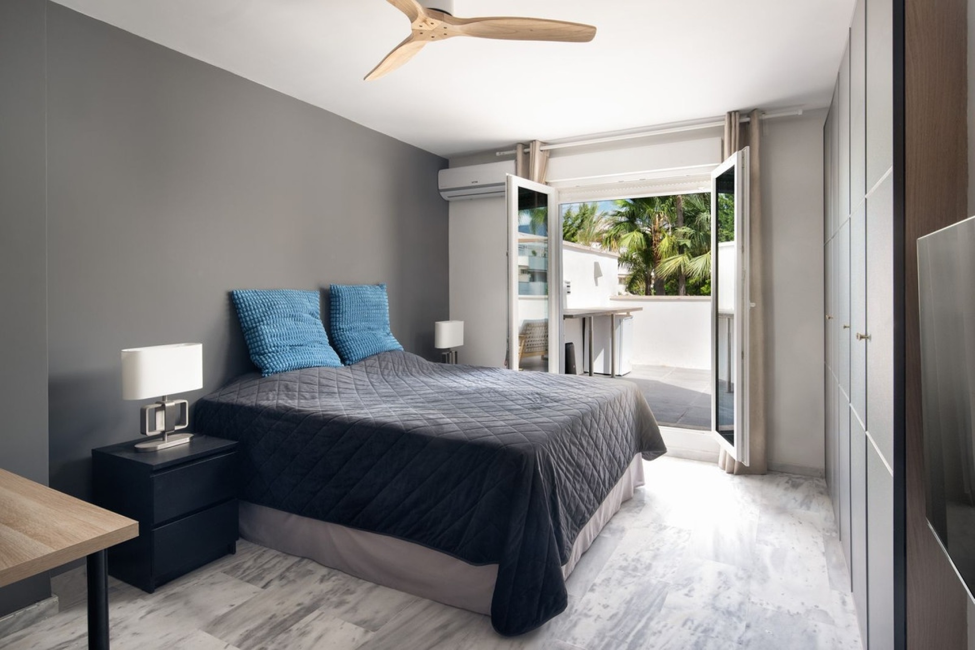 Rynek wtórny - apartment - Marbella - Puerto Banús