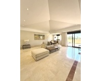 Rynek wtórny - apartment - Marbella - Puerto Banús