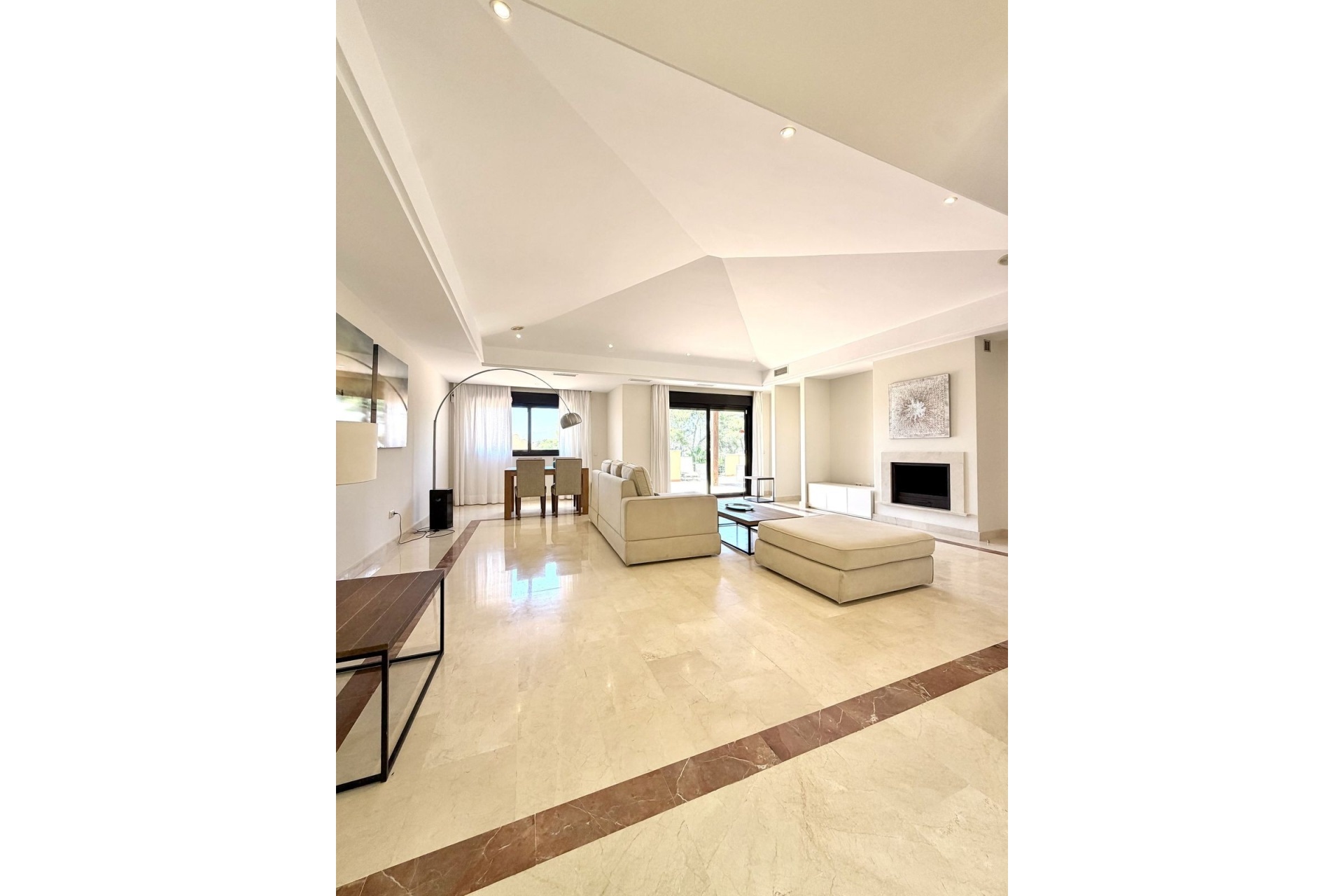 Rynek wtórny - apartment - Marbella - Puerto Banús