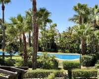 Rynek wtórny - apartment - Marbella - Puerto Banús
