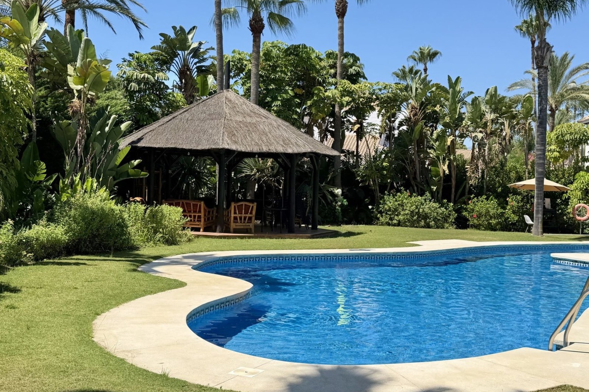 Rynek wtórny - apartment - Marbella - Puerto Banús