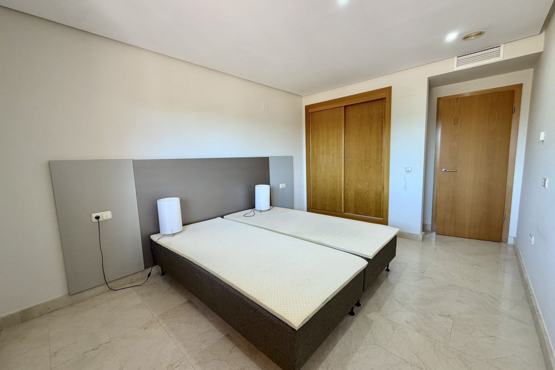 Rynek wtórny - apartment - Marbella - Puerto Banús