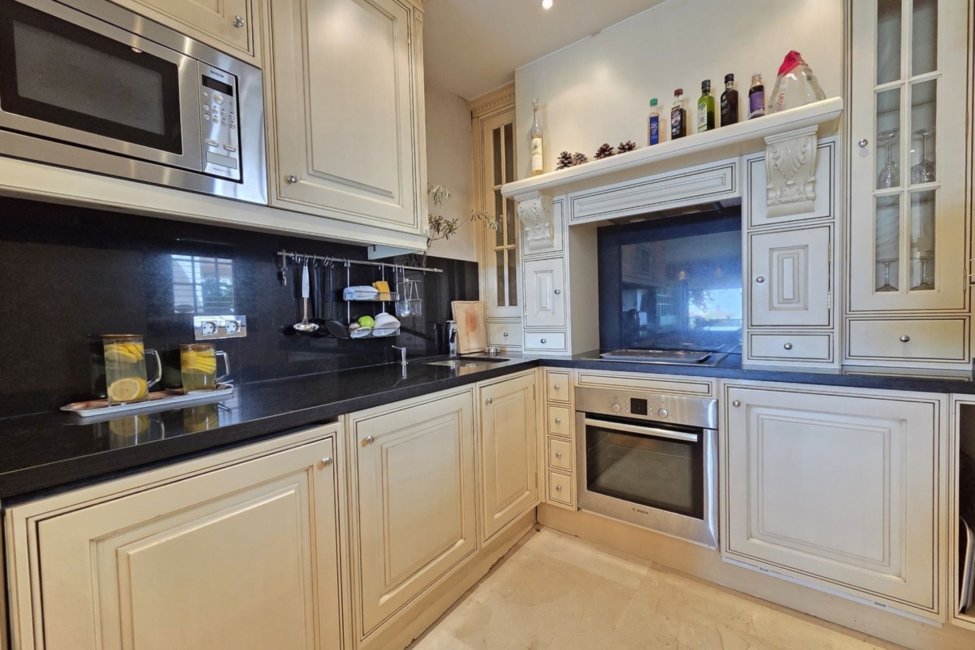 Rynek wtórny - apartment - Marbella - Puerto Banús