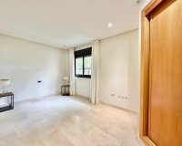 Rynek wtórny - apartment - Marbella - Puerto Banús