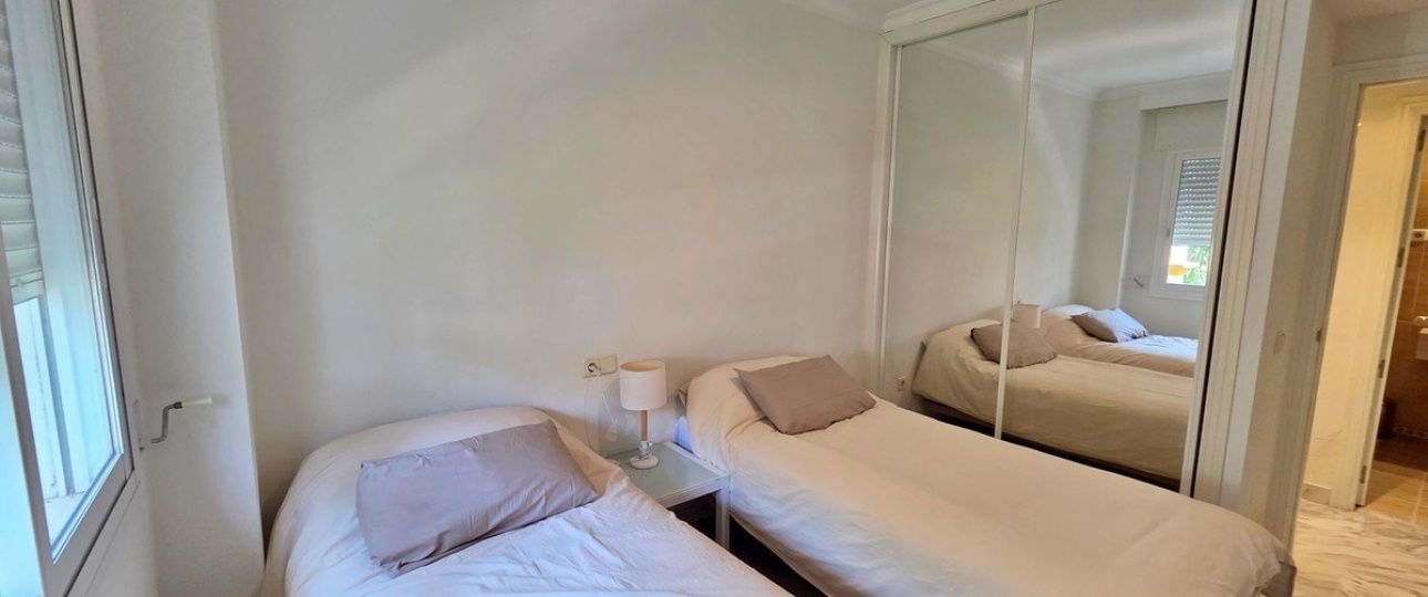 Rynek wtórny - apartment - Marbella - Puerto Banús
