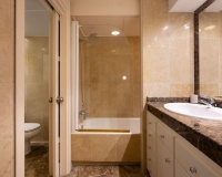 Rynek wtórny - apartment - Marbella - Puerto Banús