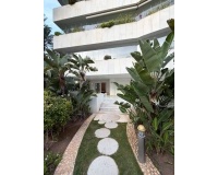 Rynek wtórny - apartment - Marbella - Puerto Banús