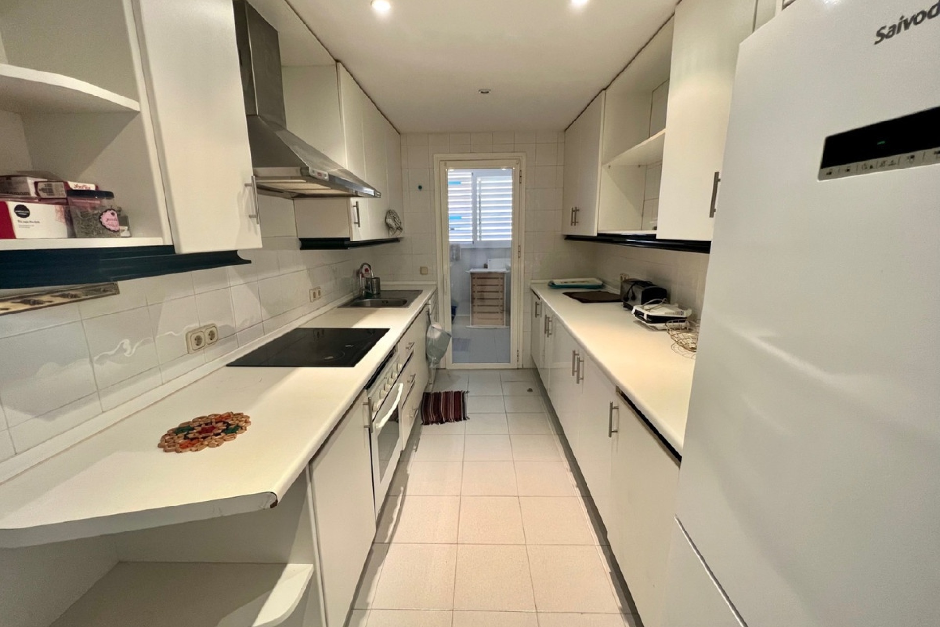 Rynek wtórny - apartment - Marbella - Puerto Banús