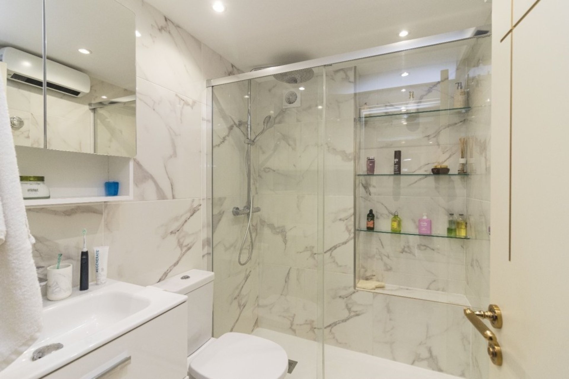 Rynek wtórny - apartment - Marbella - Puerto Banús