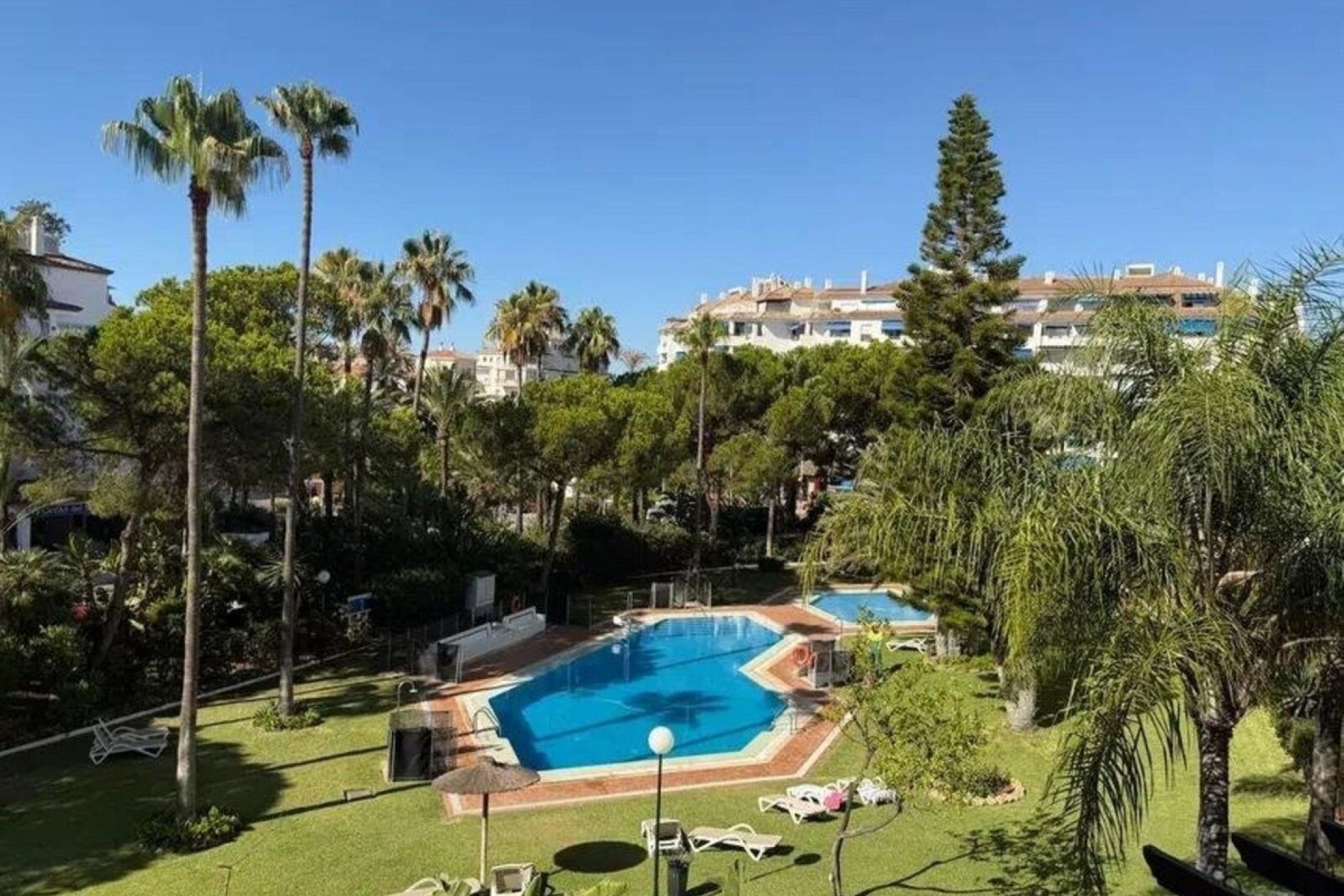 Rynek wtórny - apartment - Marbella - Puerto Banús