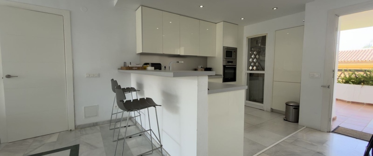 Rynek wtórny - apartment - Marbella - Puerto Banús