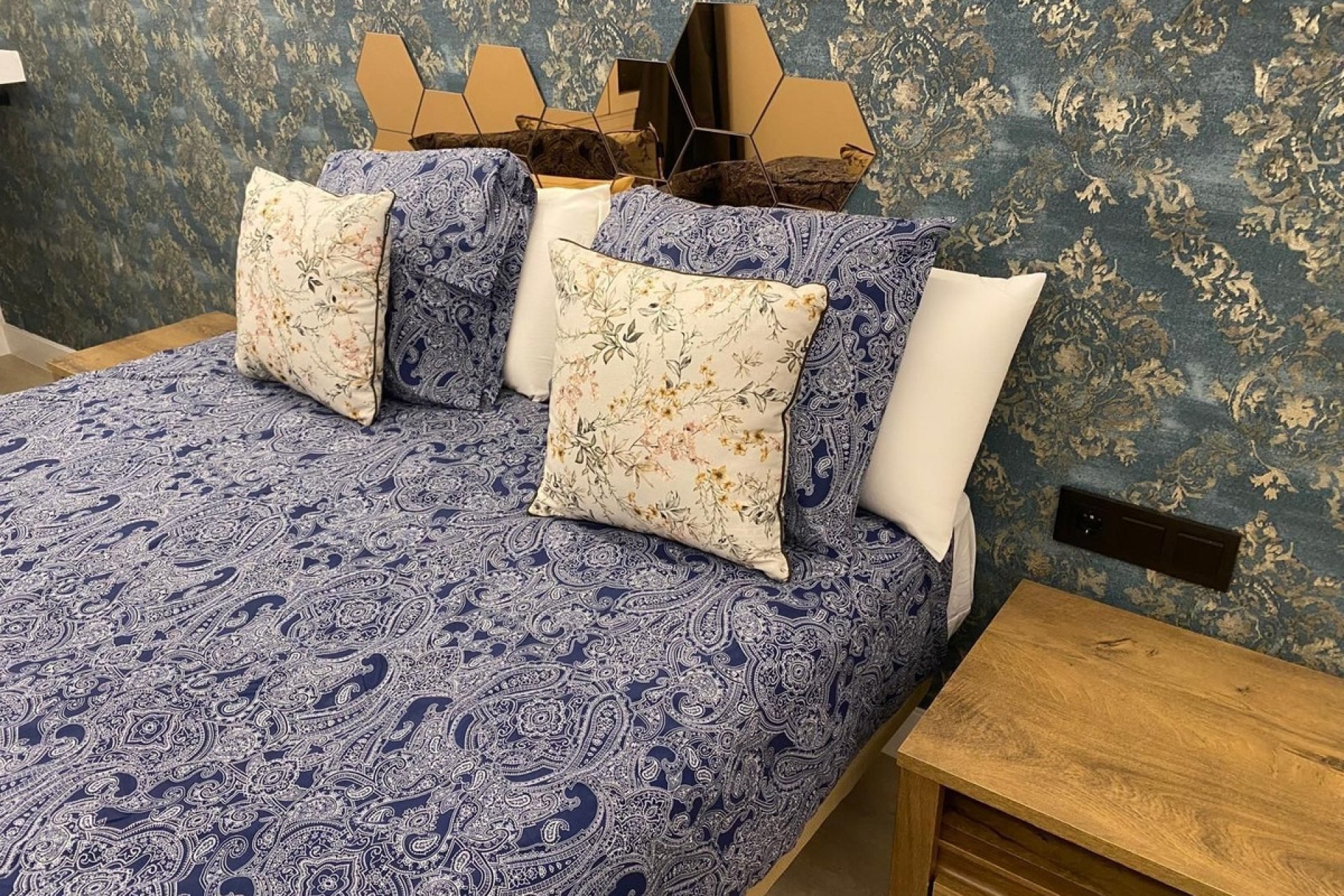 Rynek wtórny - apartment - Marbella - Puerto Banús