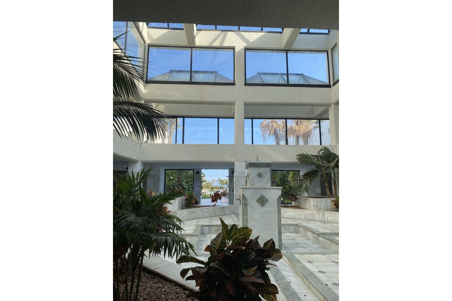Rynek wtórny - apartment - Marbella - Puerto Banús