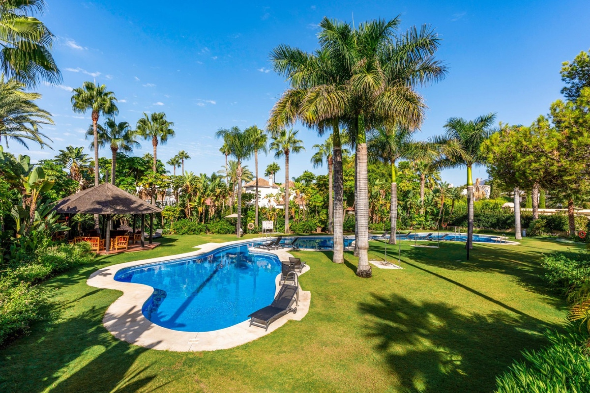 Rynek wtórny - apartment - Marbella - Puerto Banús