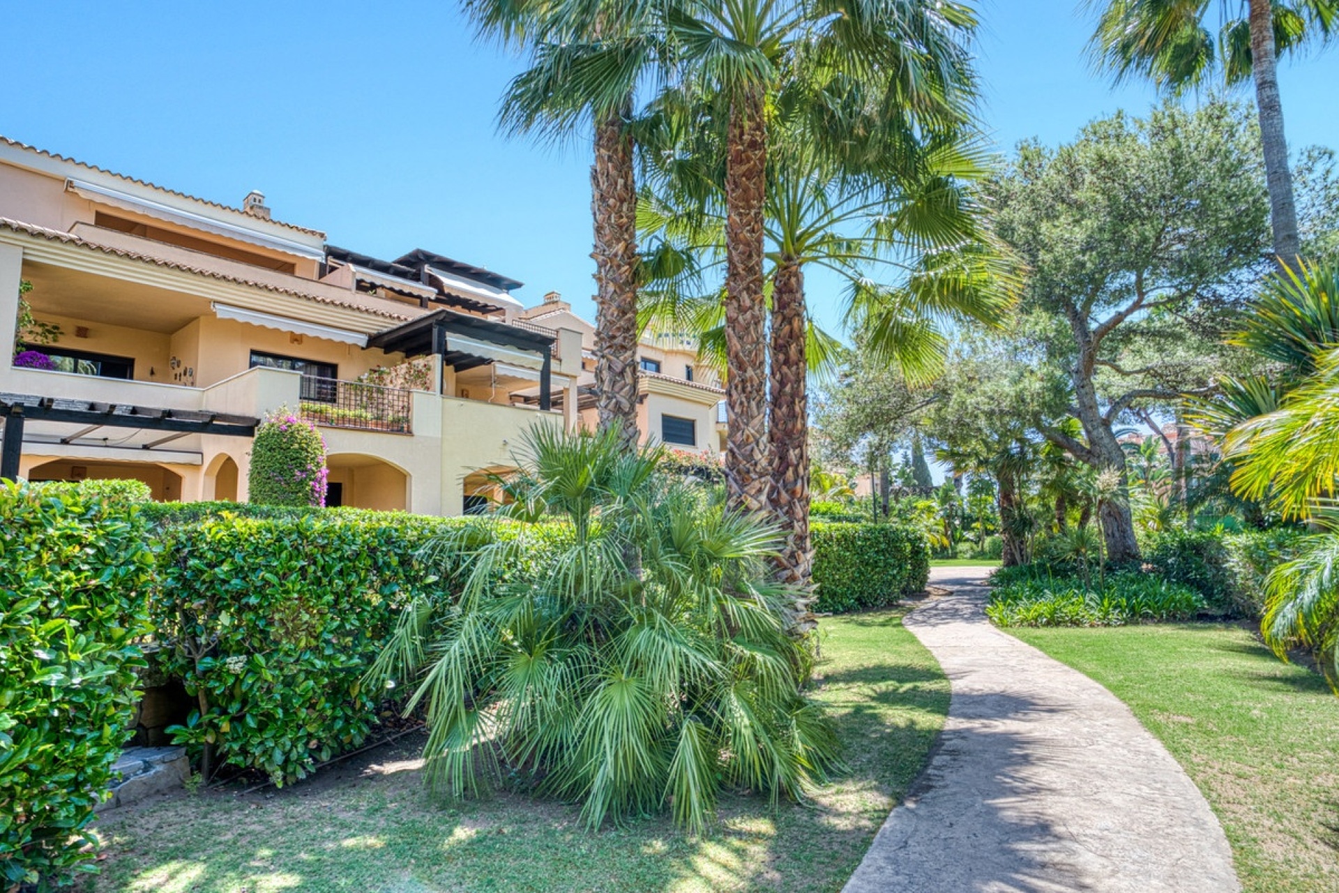 Rynek wtórny - apartment - Marbella - Puerto Banús
