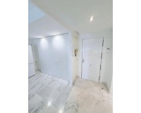 Rynek wtórny - apartment - Marbella - Puerto Banús