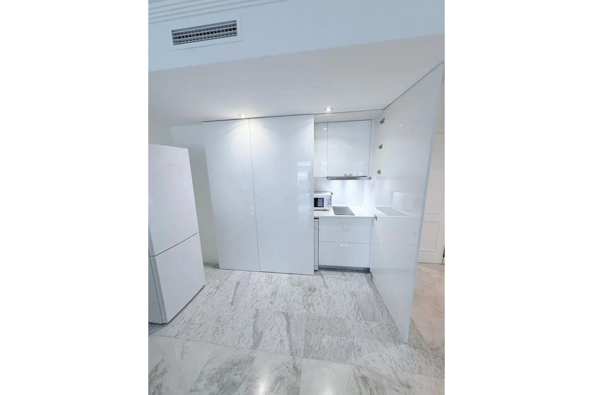 Rynek wtórny - apartment - Marbella - Puerto Banús