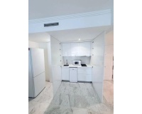 Rynek wtórny - apartment - Marbella - Puerto Banús