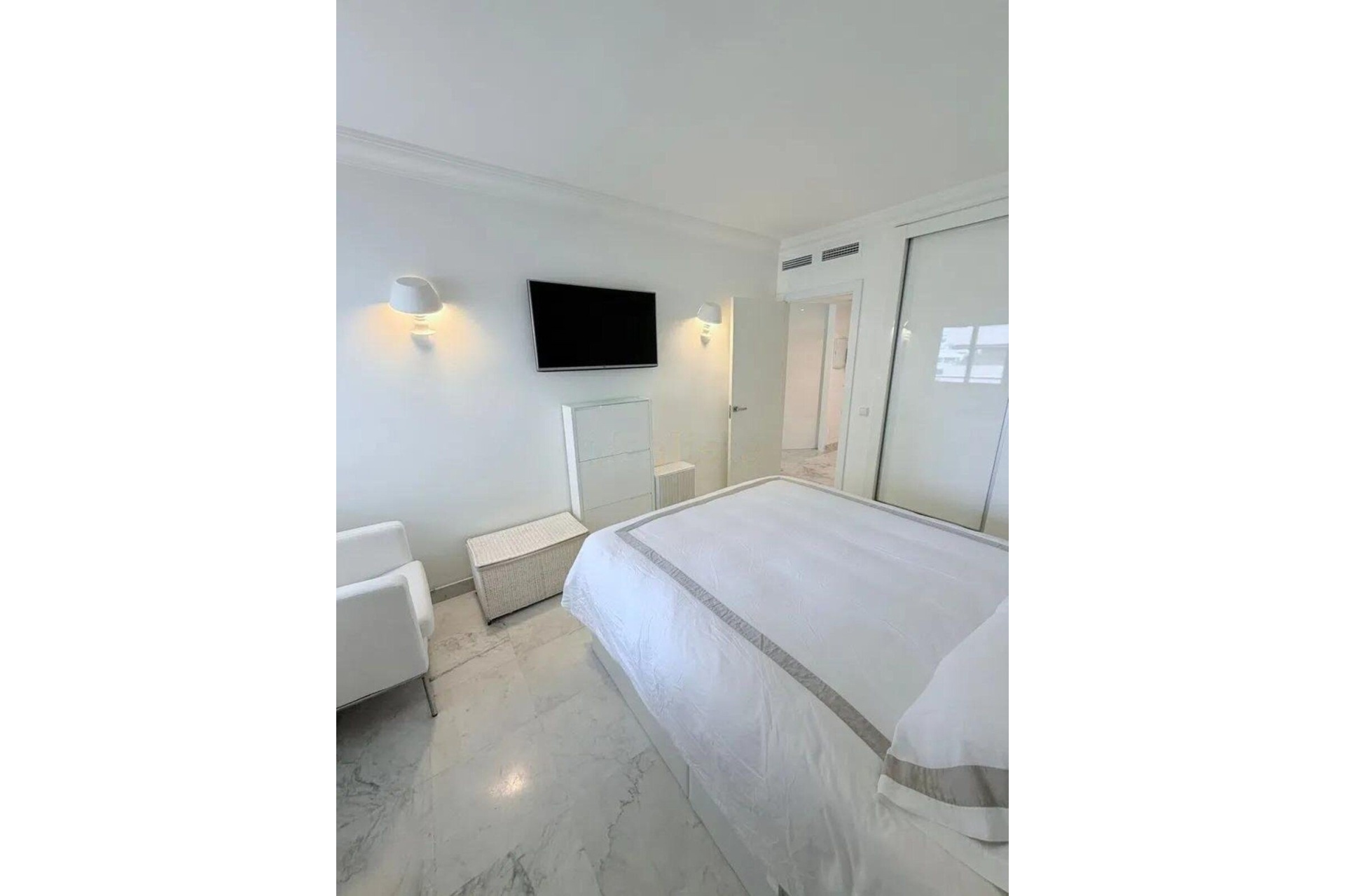 Rynek wtórny - apartment - Marbella - Puerto Banús