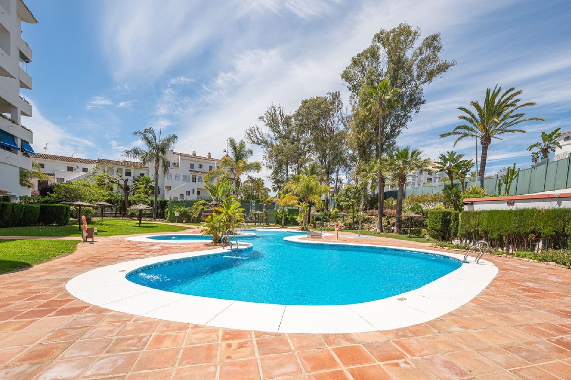 Rynek wtórny - apartment - Marbella - Puerto Banús