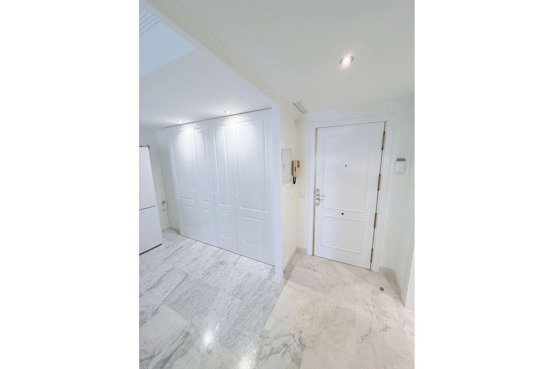 Rynek wtórny - apartment - Marbella - Puerto Banús