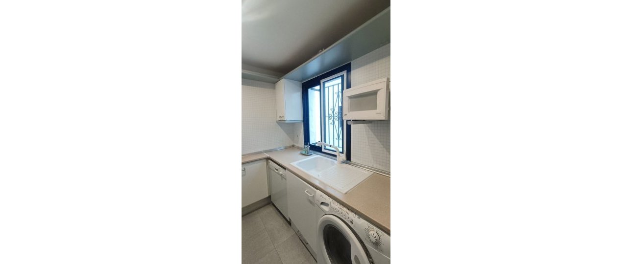 Rynek wtórny - apartment - Marbella - Puerto Banús