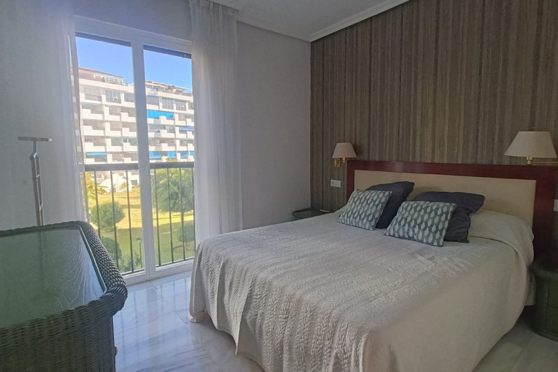 Rynek wtórny - apartment - Marbella - Puerto Banús
