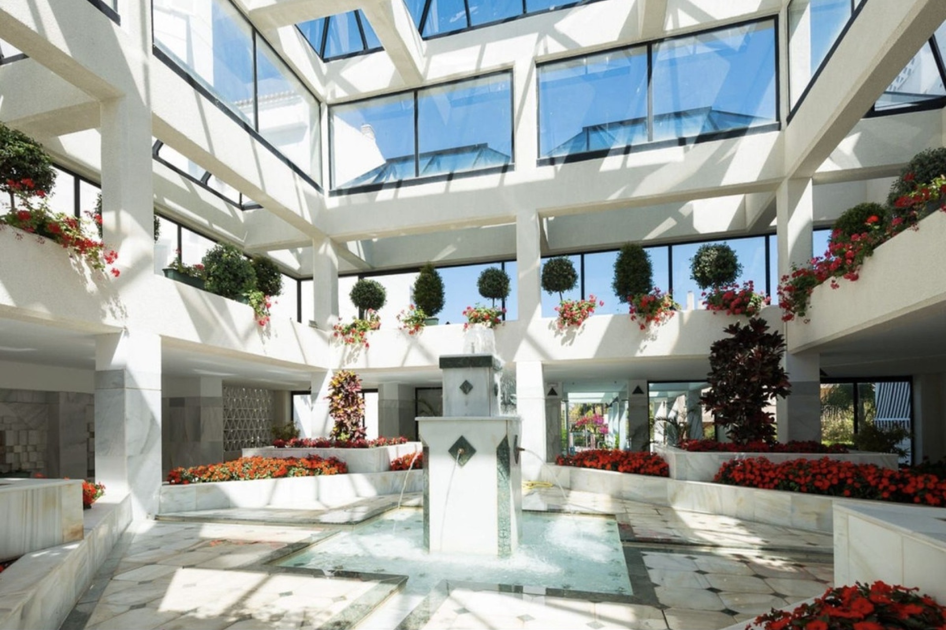 Rynek wtórny - apartment - Marbella - Puerto Banús