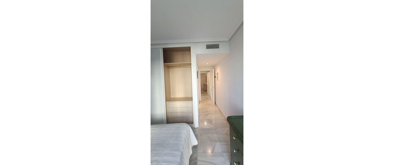Rynek wtórny - apartment - Marbella - Puerto Banús