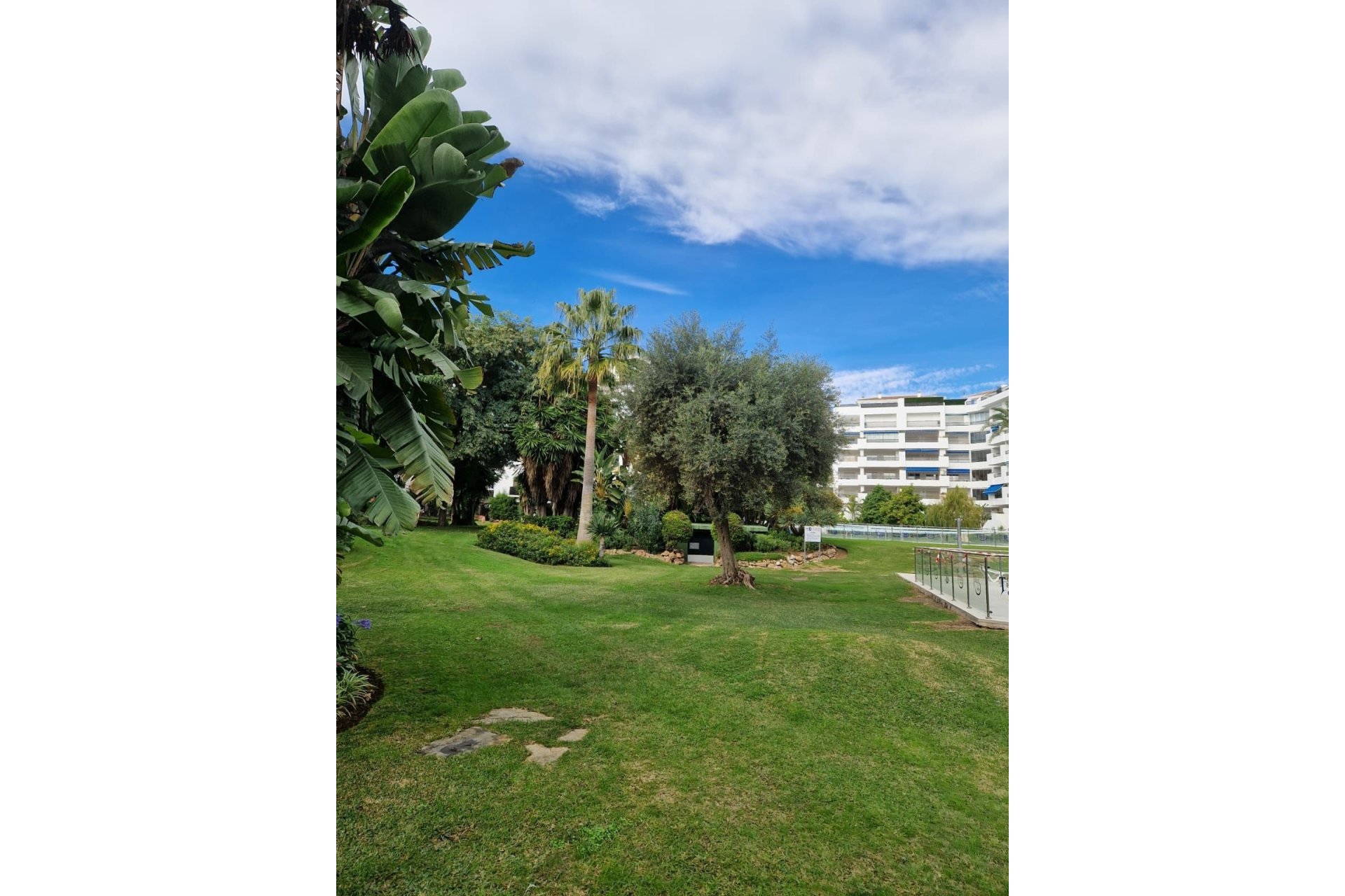 Rynek wtórny - apartment - Marbella - Puerto Banús