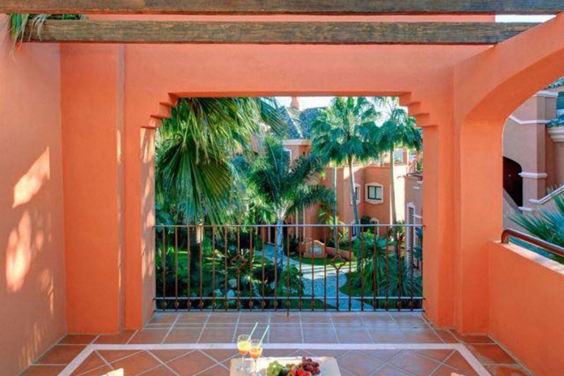 Rynek wtórny - apartment - Marbella - Puerto Banús