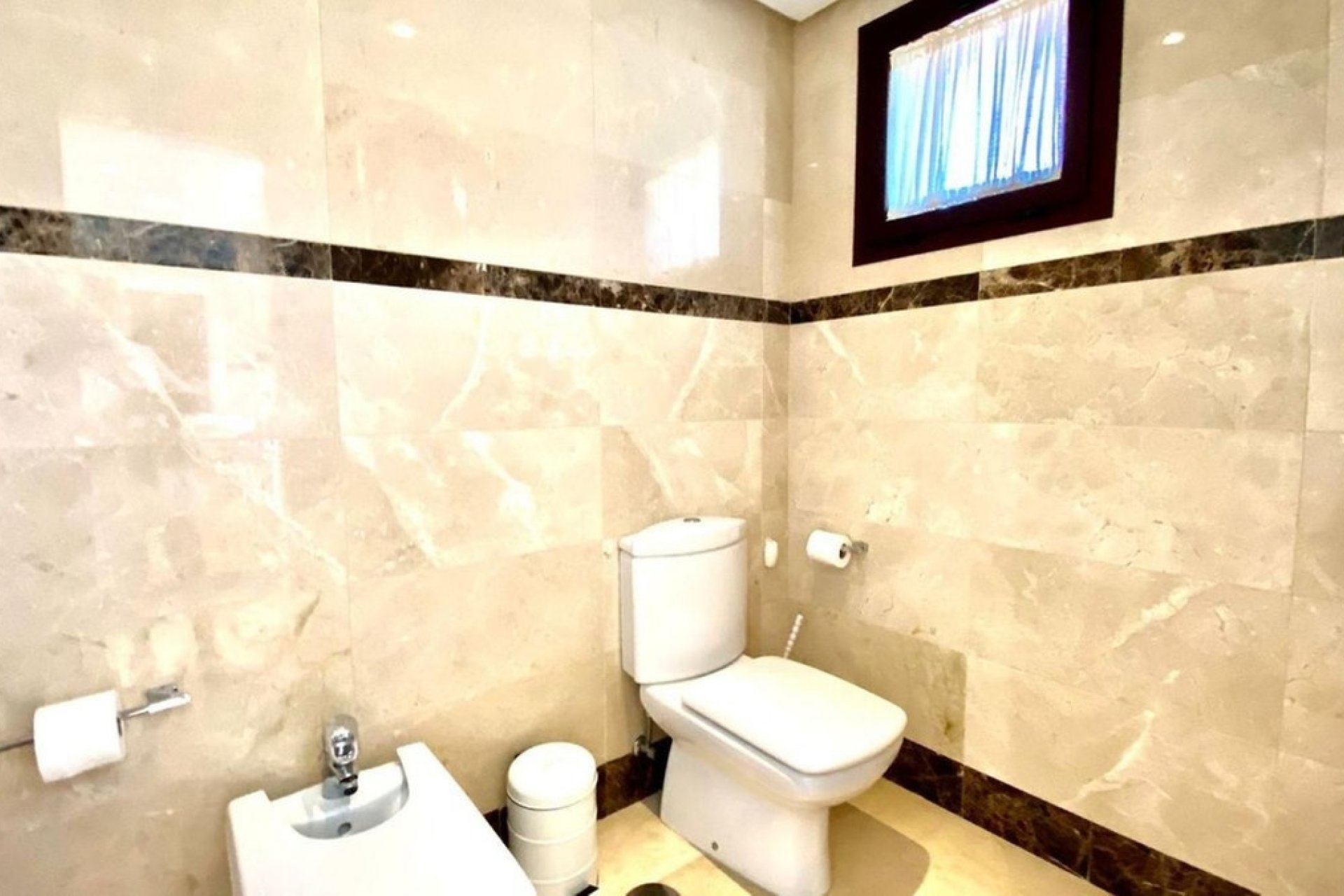 Rynek wtórny - apartment - Marbella - Puerto Banús