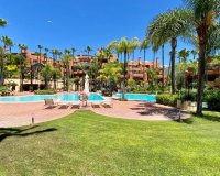 Rynek wtórny - apartment - Marbella - Puerto Banús