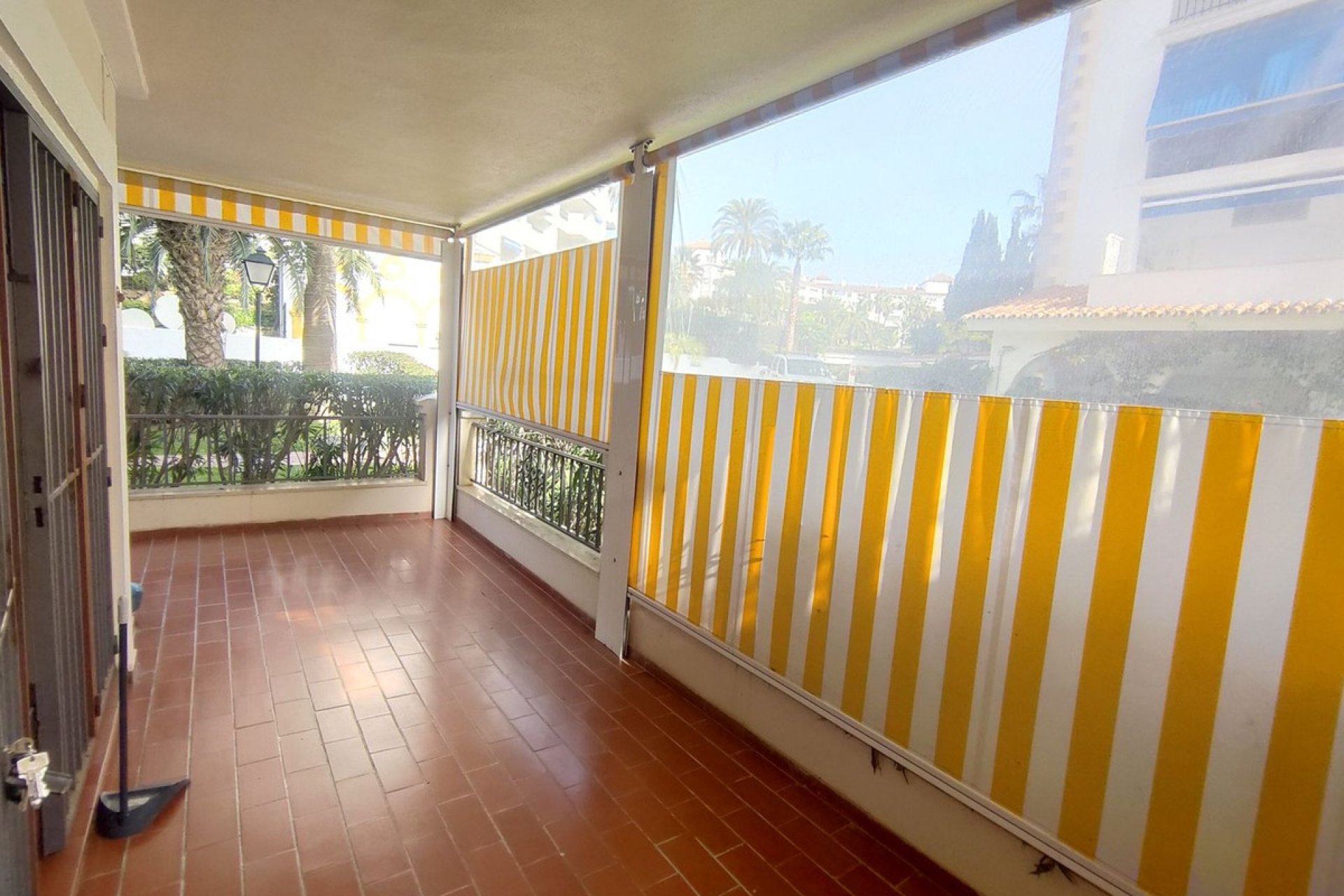 Rynek wtórny - apartment - Marbella - Puerto Banús